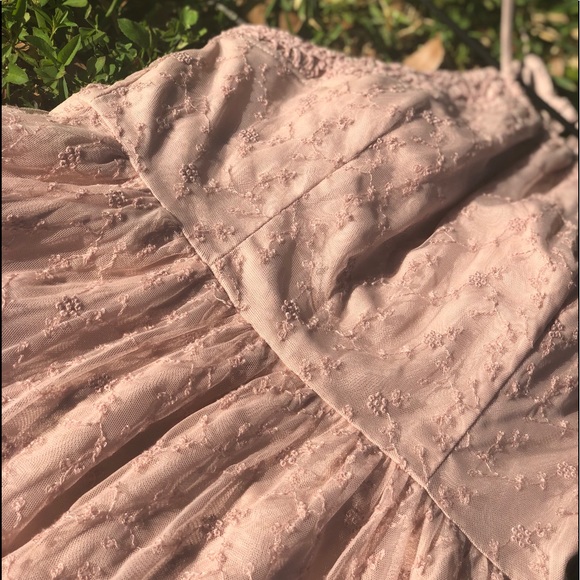 American Eagle Outfitters Dresses & Skirts - pink dress with beautiful lace details